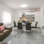 Luce Mala * Zagvozd