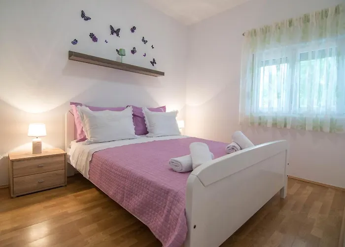 Luce Mala Apartamento Zagvozd