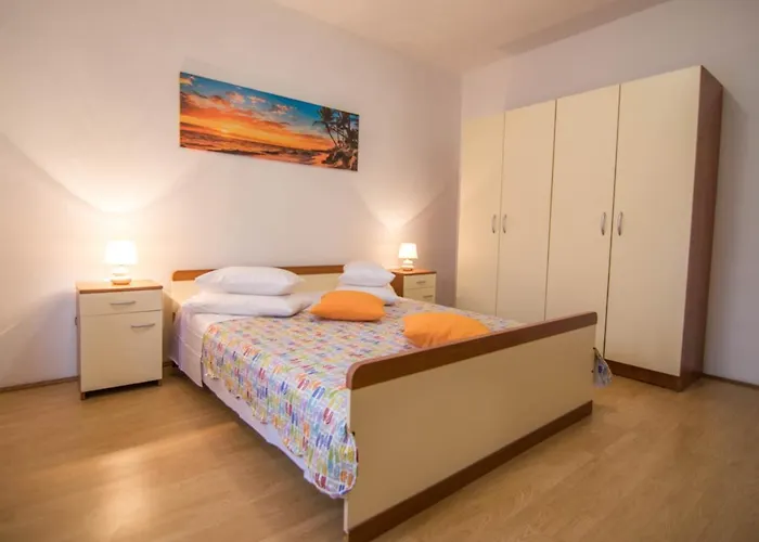 Luce Mala Apartamento Zagvozd